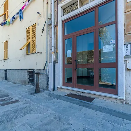 A Due Passi Apartment Genoa