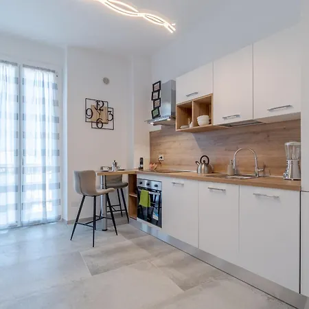 Apartment A Due Passi
