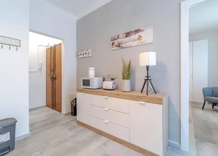 A Due Passi Apartment *